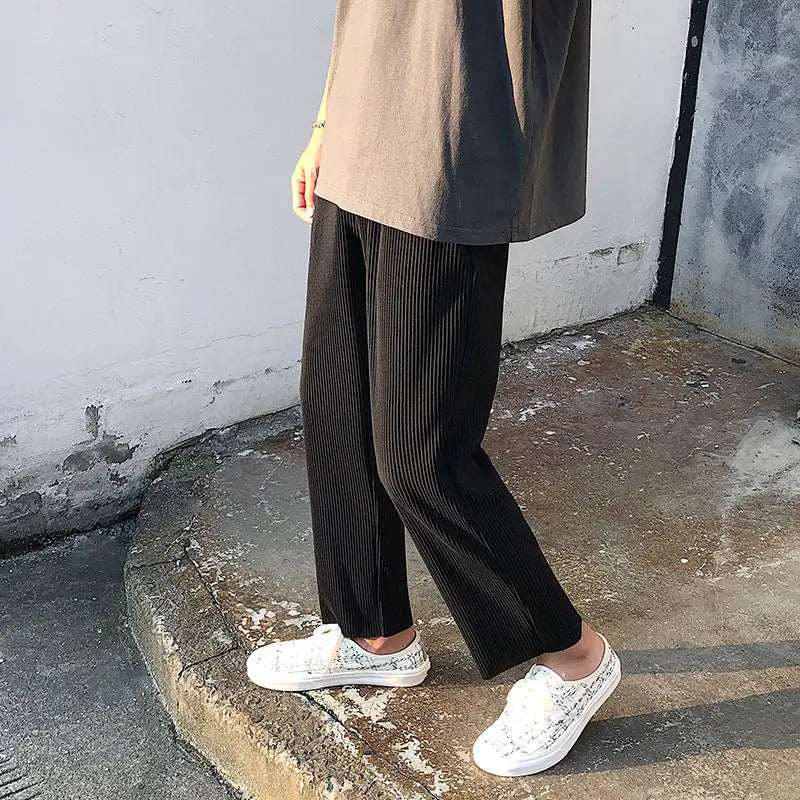 Summer Black Casual Pants Men Straight Pleated Men Japanese Streetwear Loose Ice Silk Pants Mens Wide Leg Pants Mens Trousers