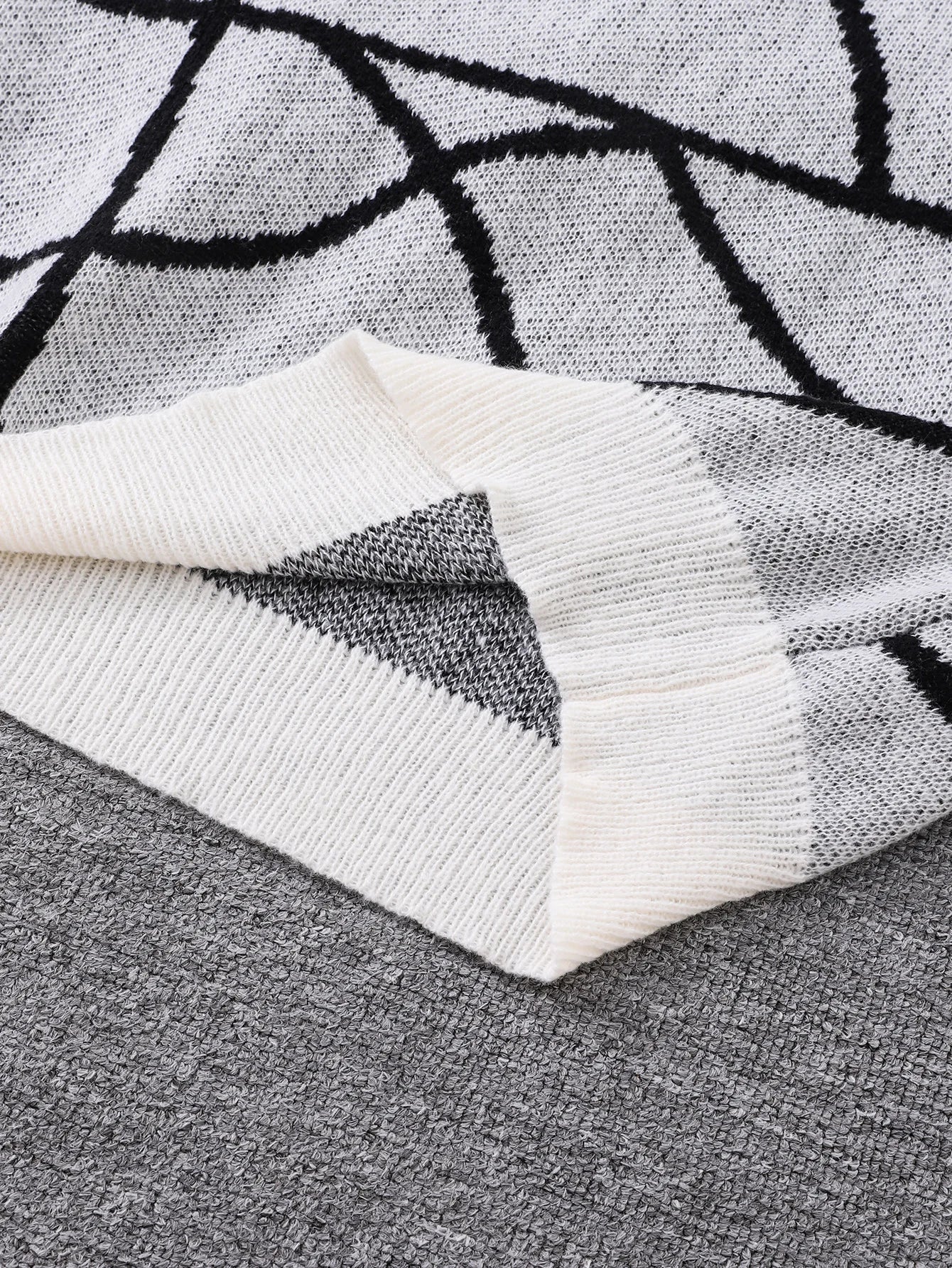 New Popular Autumn and Winter Broken Pattern Pullover Sweater Casual Round Neck Contrast Color Knitted Men's Pullover