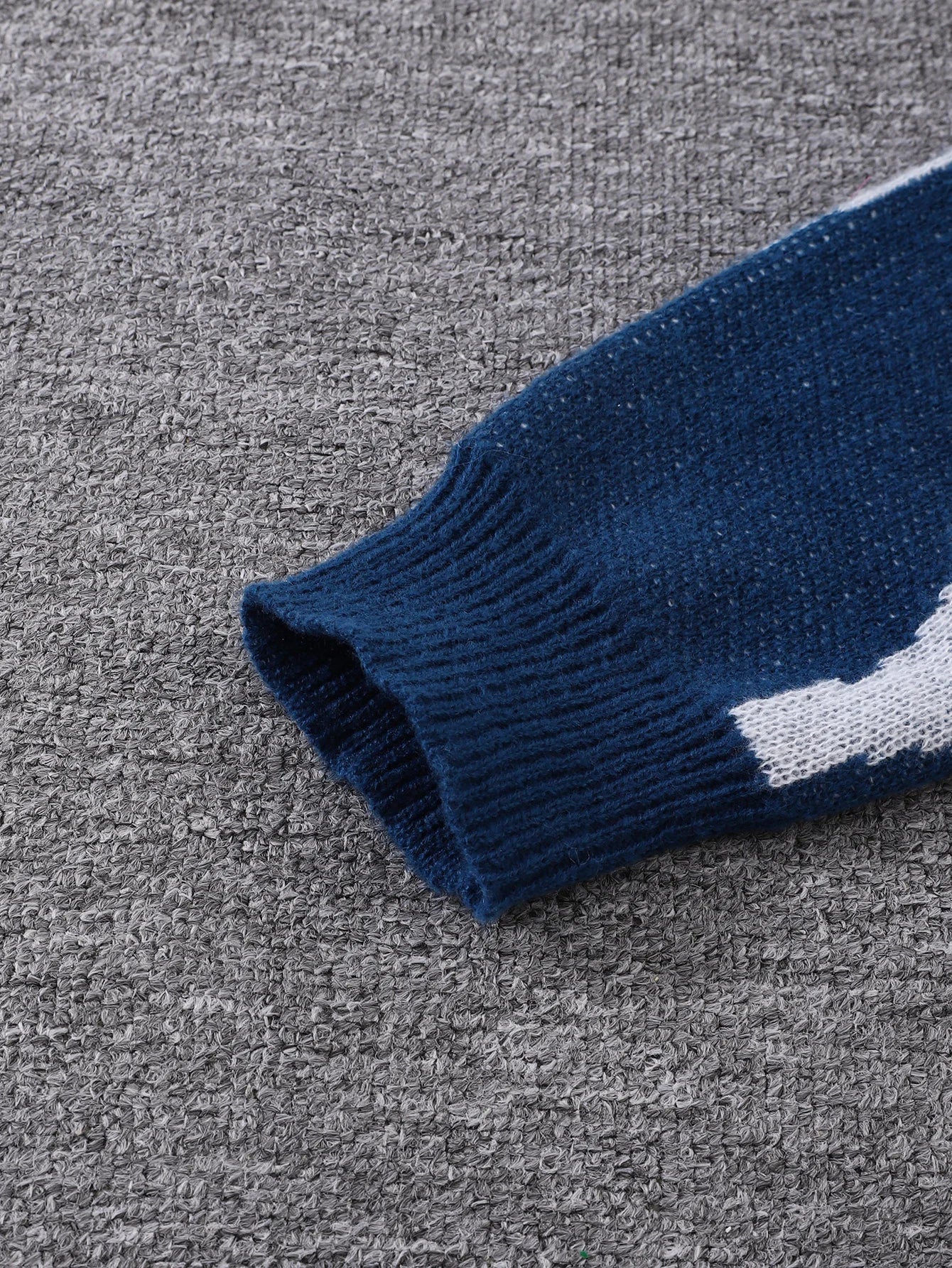 New Popular Autumn and Winter Abstract Crack Graffiti Jacquard Pattern Pullover Sweater Casual Round Neck Knitted Men's Pullover