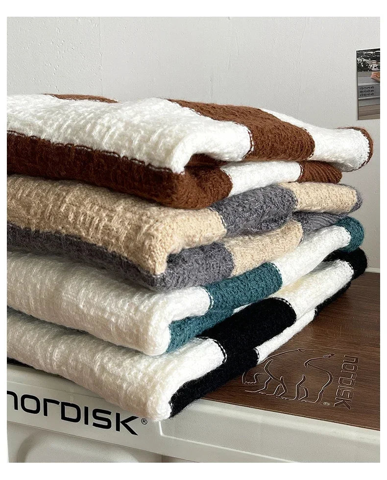 Men's New Black and White Striped Sweater Men's Autumn and Winter Loose Pullover Casual Top Men's Homestay Casual Warmth