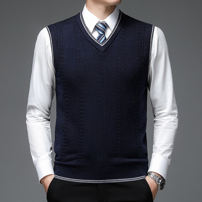 New Autum Fashion Brand Solid 6% Wool Pullover Sweater V Neck Knit Vest Men Trendy Sleeveless Casual Top Quality Men Clothing