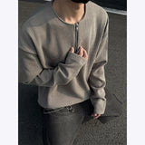 Spring Long Sleeved T-shirt Men Oversized Zipper Round Neck T Shirt Men Streetwear Korean Loose Pleated T Shirt Mens Top M-3XL