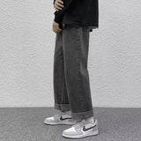 Men Retro Straight Leg Jeans Male Streetwear Baggy Wide Leg Denim Pants Fashion Classic Black Blue Loose Solid Color Trousers