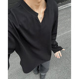 Long Sleeved T-shirt Men Fashion White Casual V-neck T Shirt Men Streetwear Korean Loose Pleated T Shirt Mens Top Plus Size 5XL