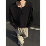White Long Sleeved T-shirt Men Fashion Black Casual T Shirt Men Streetwear Korean Loose Round Neck Pleated T Shirt Mens Top