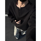 White Long Sleeved T-shirt Men Fashion Black Casual T Shirt Men Streetwear Korean Loose Round Neck Pleated T Shirt Mens Top