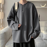 White Long Sleeved T-shirt Men Oversized Fashion Casual V-neck T Shirt Streetwear Korean Loose Pleated T Shirt Mens Clothing