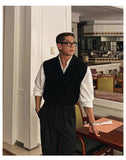 New Korean Fashion Polo Neck Men Sweater Vest Light Luxury Retro Business Knitted Sleeveless Waistcoats Leisure Premium Knitwear