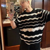 Men T-shirts All-match Vintage Striped Classical Korean Style Breathable Hipster Casual Simple Clothing Soft Fashion O-neck Tees